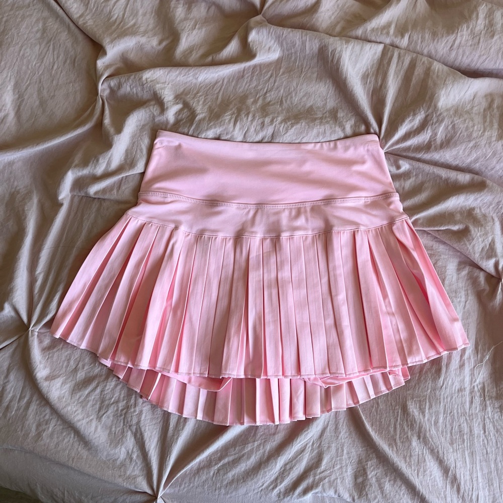 Gold Hinge pink tennis skirt